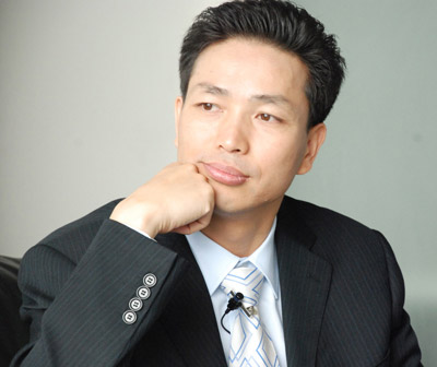 李明俊.jpg