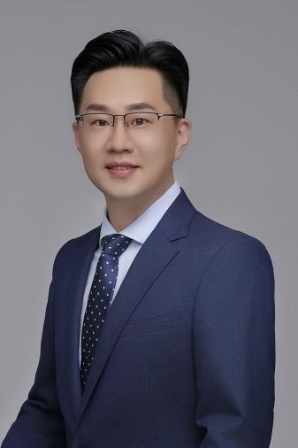 丁亮亮.jpg