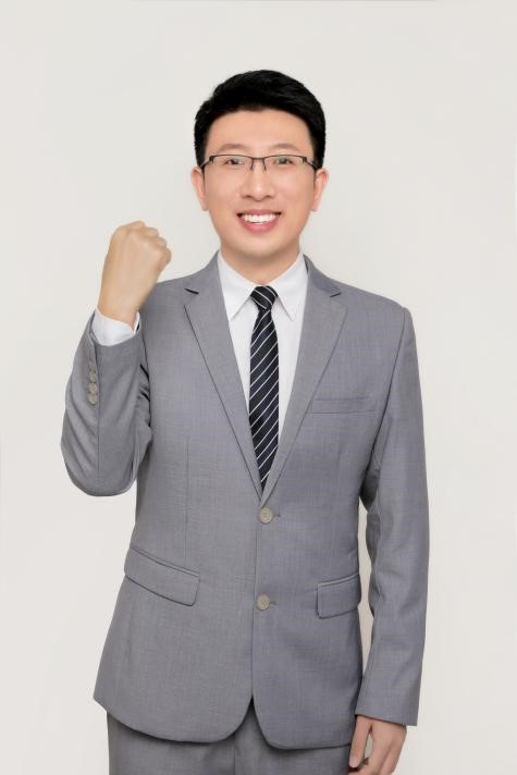 潘易武.jpg