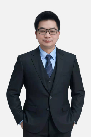 王大伟.jpg